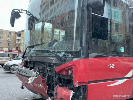 SON DƏQİQƏ: Bakıda avtobus avtomobillərlə toqquşub - xəsarət alan var - FOTO