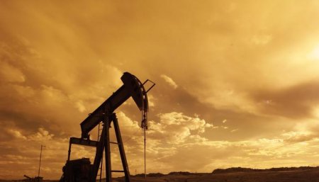 Azərbaycan neftinin qiyməti 70 dollara çatıb