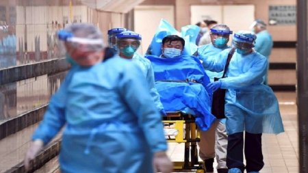 Çində həkim virusdan öldü