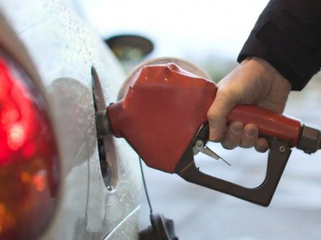 Benzinin qiymətinin ucuzlaşması ilə bağlı SOCAR-dan açıqlama