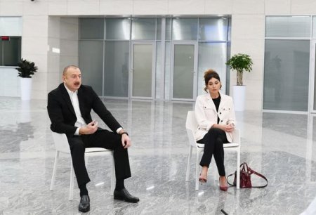 İlham Əliyev və Mehriban Əliyeva Bakıda tibb müəssisəsinin açılışında