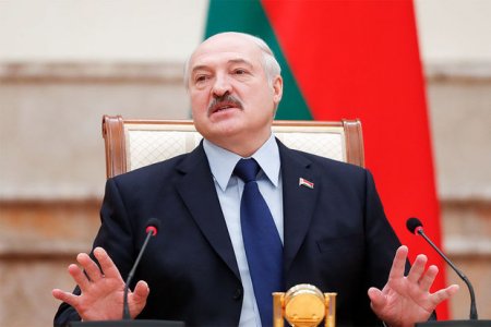 Lukaşenko: “Yemək çox ciddi məsələdir”