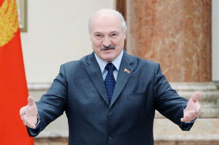Aleksandr Lukaşenko: “Gedin, öyrənin!”