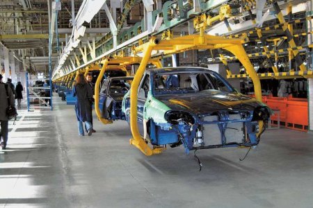 Azərbaycan minik avtomobillərin istehsalını üç dəfə artıracaq