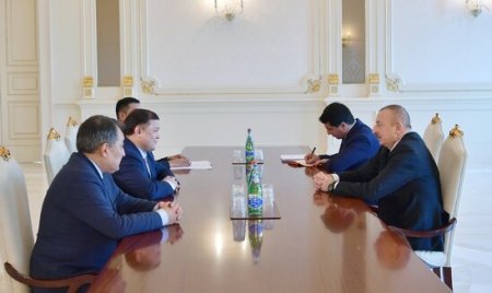 İlham Əliyev Qırğızıstan parlamentinin sədrini qəbul edib