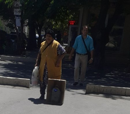 Şamaxinkada yerləşən “YEVLAX” pavilyonu kimi fəaliyyət göstərən kafenin qanuna zidd əməlləri - YENİLƏNİB